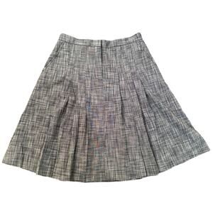 W by Worth navy blue pleated knee-length skirt size 4